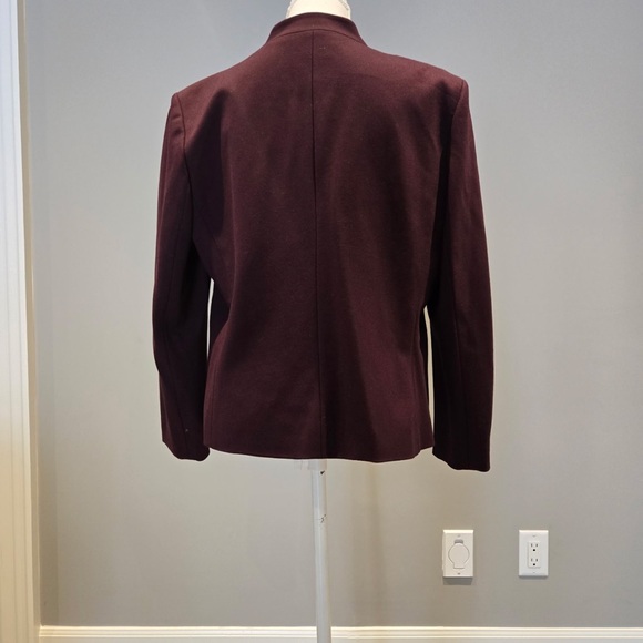 Ellen Tracy Women's Deep Purple Blazer - Picture 2 of 4